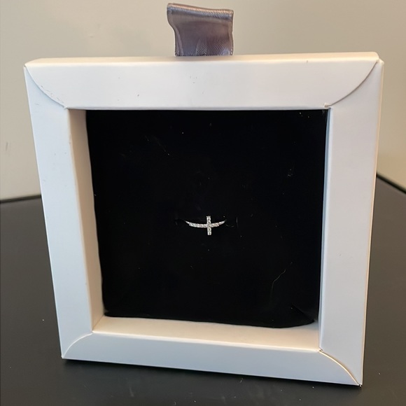 14K WHITE GOLD HELIOS DIAMOND CROSS RING - Picture 15 of 16